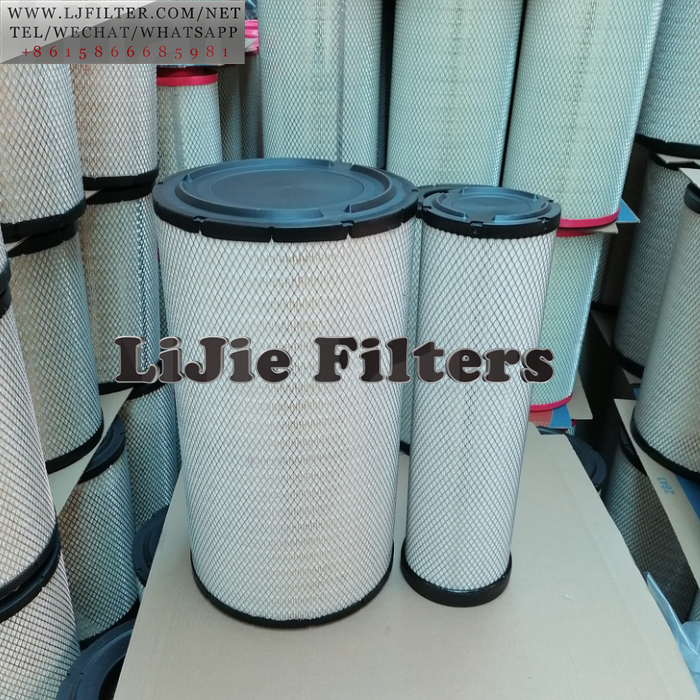 AF25437 Fleetguard Air Filter